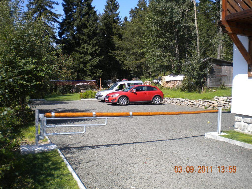 Pension Holubec Benecko Buitenkant foto